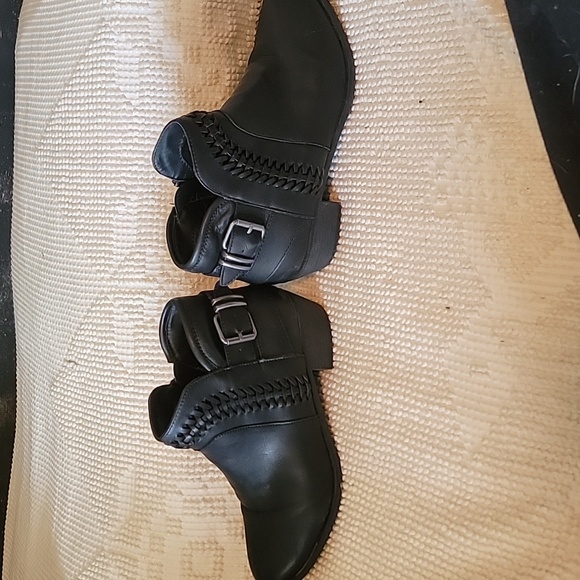 American Rag sz 7.5w Aurdra black bootie - Picture 3 of 3